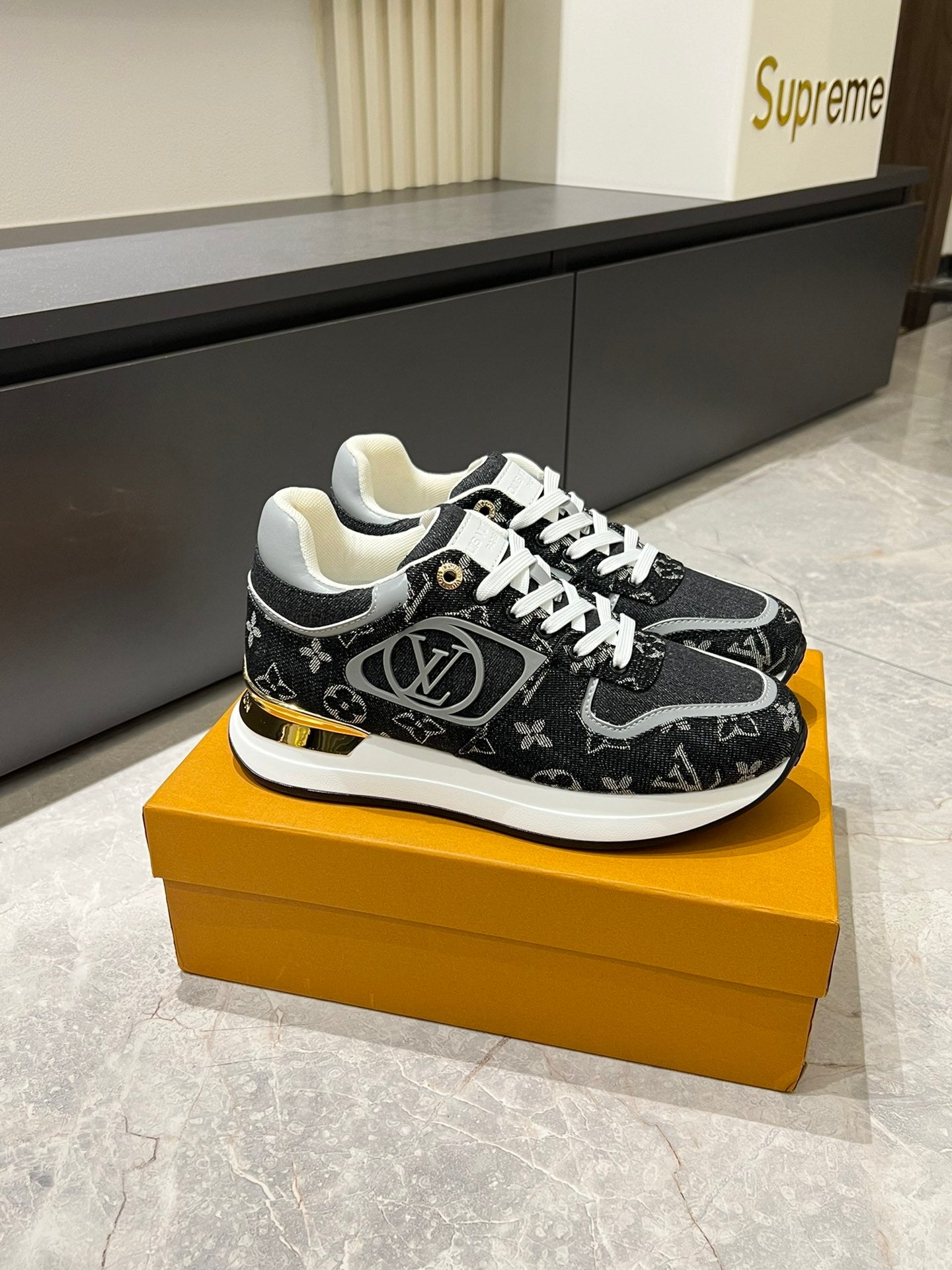 Luxury Men's Low-Top Sneakers