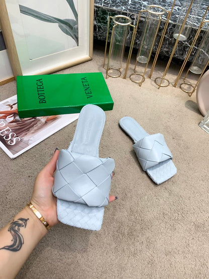 Bottega Veneta Women’s Chunky Woven Flat Sandals